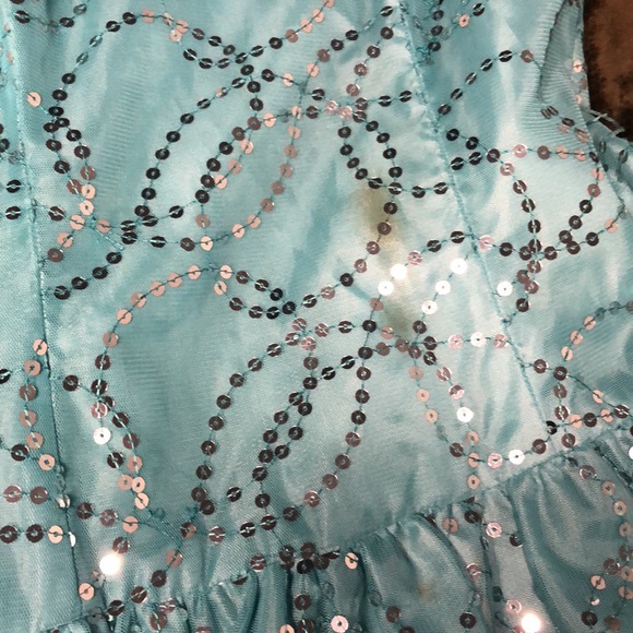 Prom dress - Picture 3 of 4